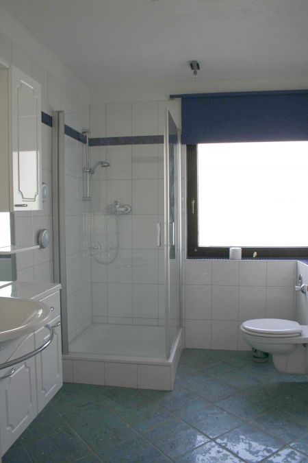 Bad Ansicht 1 Etagenwohnung Troisdorf