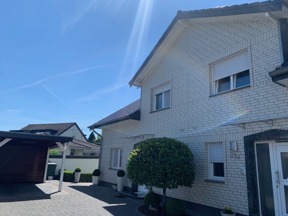. Doppelhaush�lfte Sankt Augustin