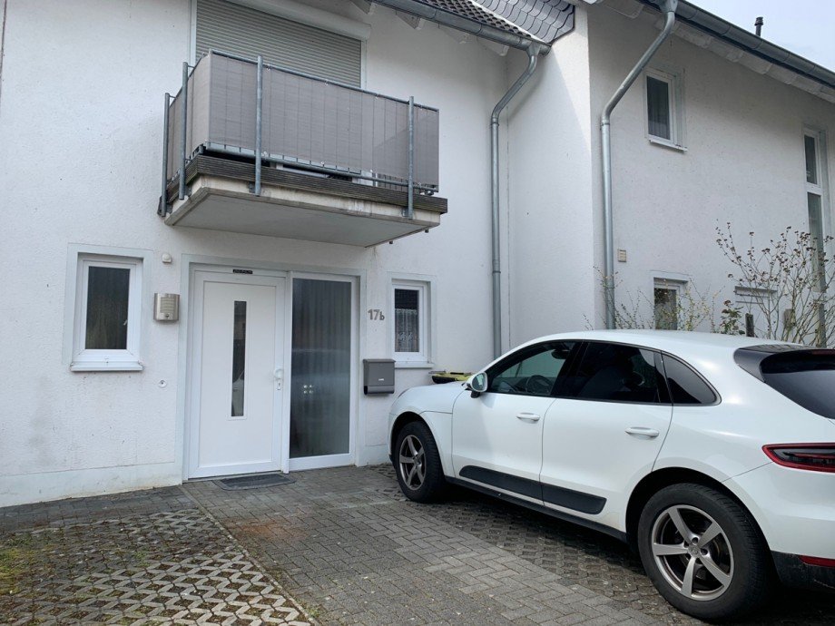 Stellpl�tze Reihenhaus Hennef