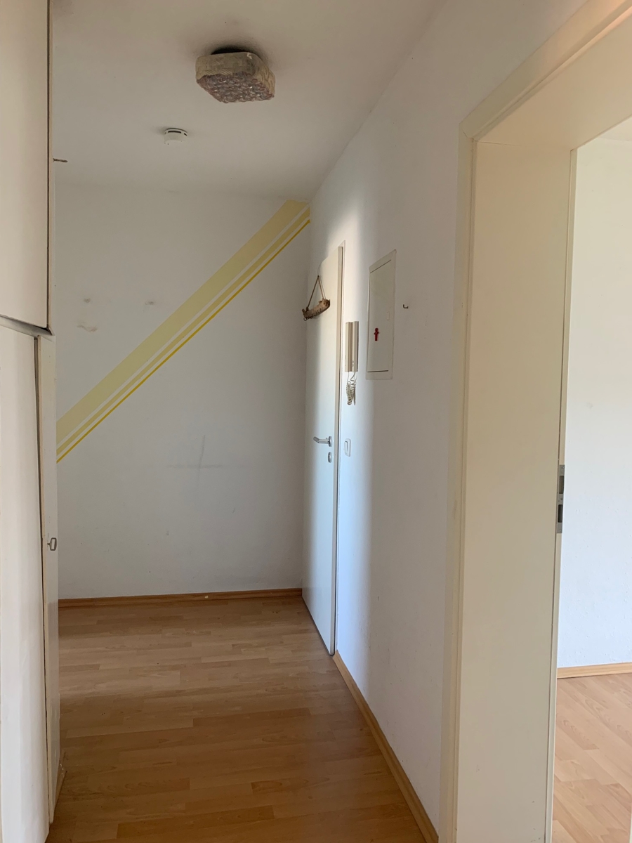 Flur, Dielenbereich Etagenwohnung Siegburg