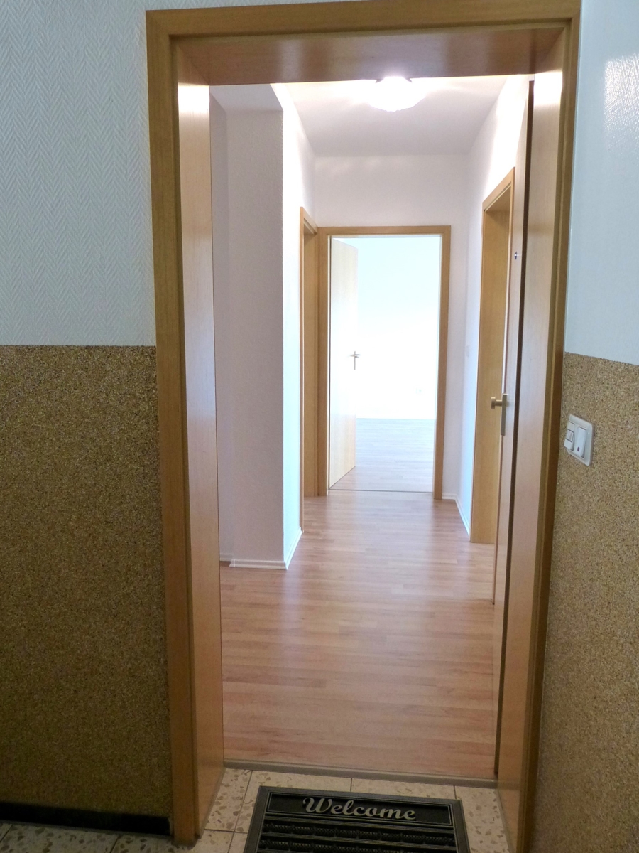 Bild Flur EG links Mehrfamilienhaus Sankt Augustin