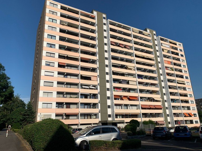 Ansicht Sankt Augustin Etagenwohnung SANKT AUGUSTIN, sch�ne helle 2 Zi. Wohnung, Diele, Bad, gro�er Balkon, ca. 72 m� Wfl. TG-Stellplatz