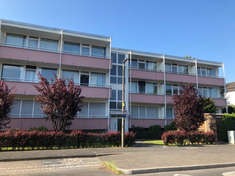 Au�enansicht Sankt Augustin Etagenwohnung SANKT AUGUSTIN-NIEDERBERG in Top-Lage, 1 Zi. Appt. ca. 27 m� Wfl., Balkon und Tiefgaragenstellplatz