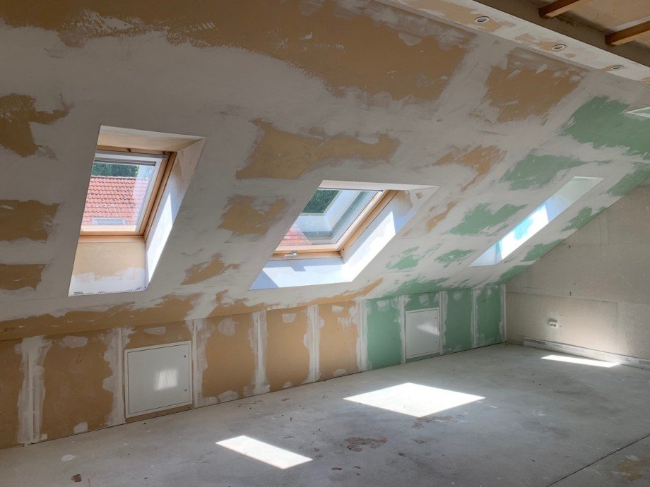 Studio im Dachgeschoss Doppelhaush�lfte Niederkassel