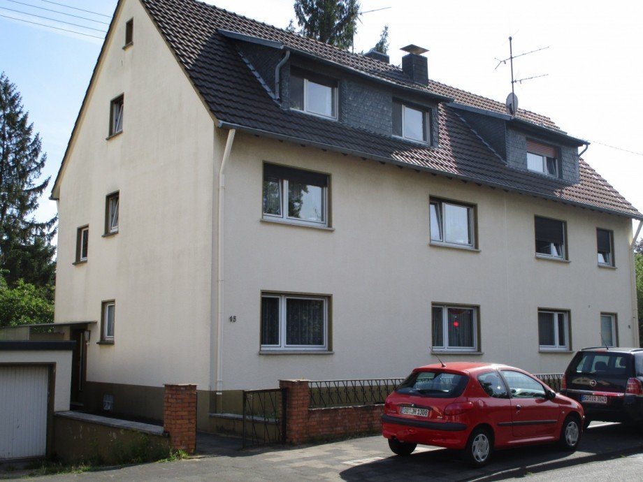 Hausansicht Dachgeschosswohnung Sankt Augustin