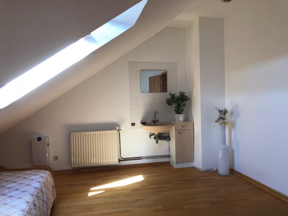 gro�es Kinderzimmer 1 im Dachgeschoss Reihenhaus Sankt Augustin