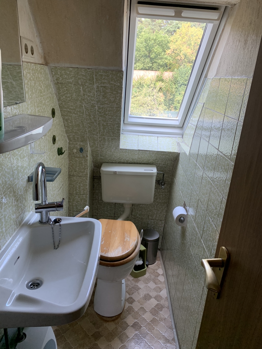 WC DG Einfamilienhaus Siegburg / Stallberg