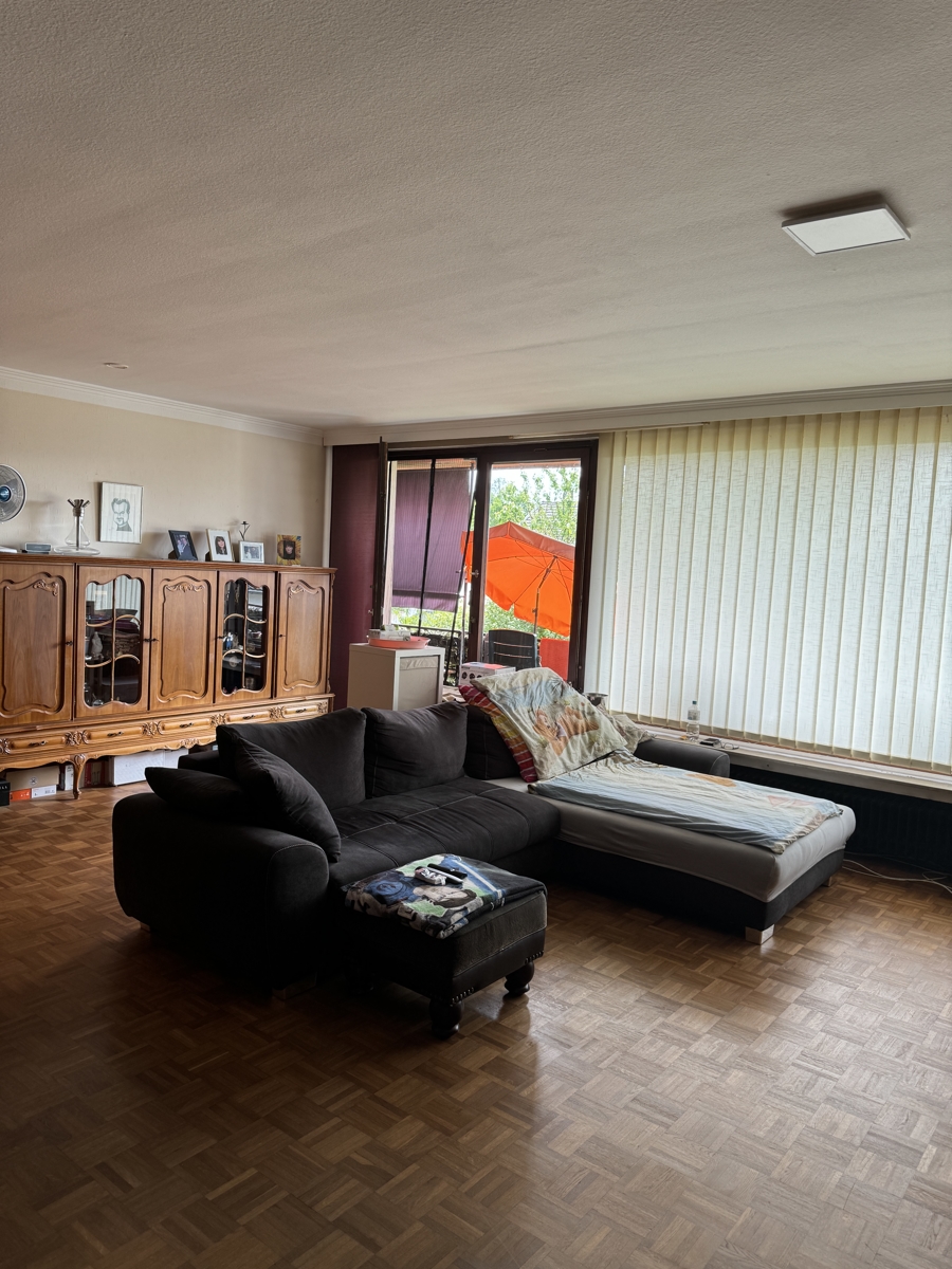 Wohnbereich OG Zweifamilienhaus R�srath