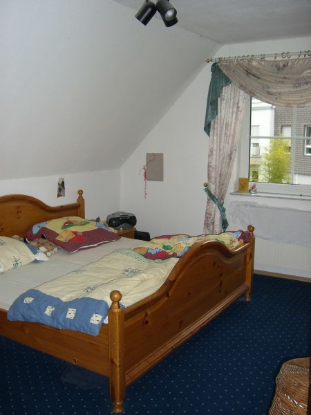 Schlafzimmer Einfamilienhaus Niederkassel