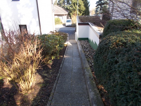 Zugang Wohnung 3 Zweifamilienhaus K�nigswinter