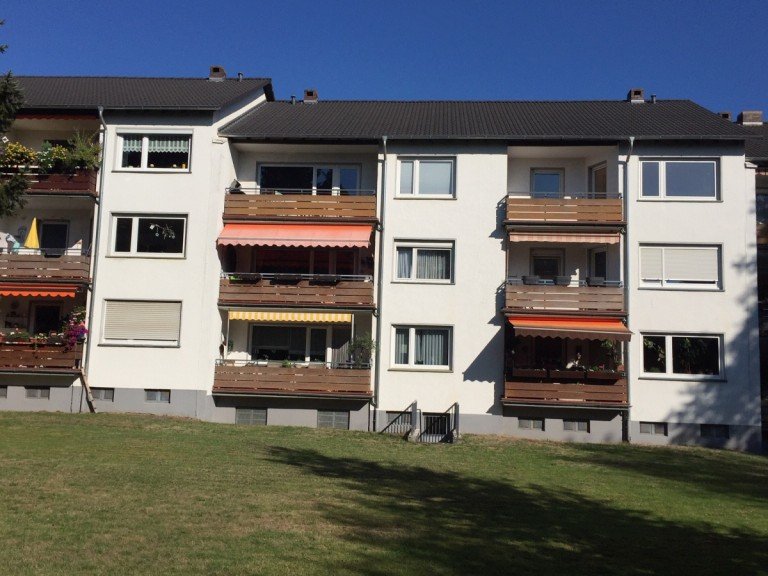 R�ckansicht Sankt Augustin - M�lldorf Etagenwohnung SANKT AUGUSTIN zentr. 3 Zi-Whg. mit ca. 74 m� Wfl. im 2 ten OG im gepflegten 6 Parteienhaus, Stellpl