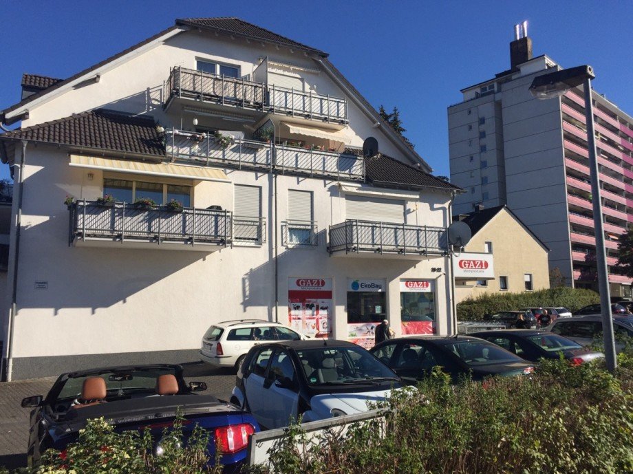 Seitenansicht mit Balkons Etagenwohnung Sankt Augustin / Niederpleis