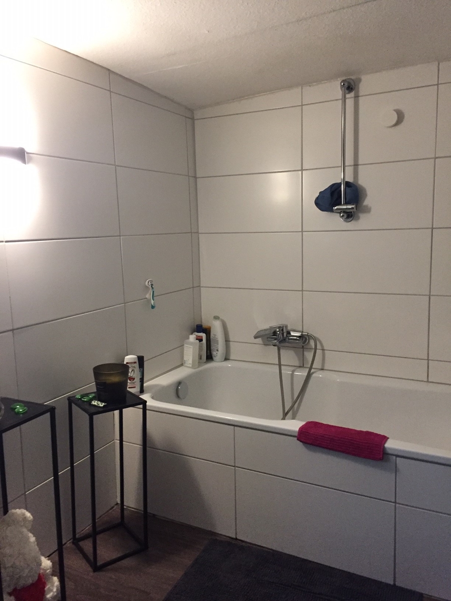Badezimmer mit Wanne Doppelhaush�lfte Sankt Augustin