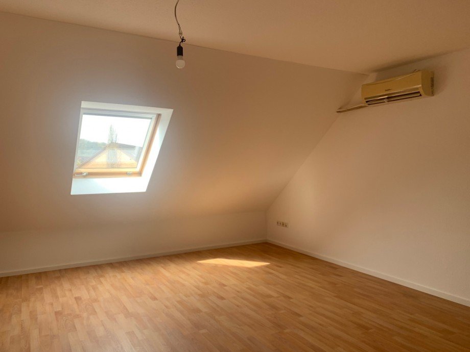 Studio im DG Reihenhaus Hennef