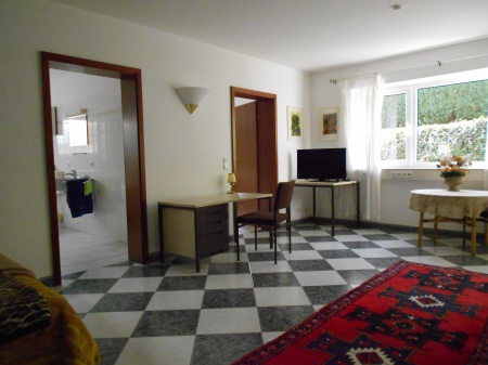 Wohn-, Schlafbereich in der Einliegerwohnung Bungalow Sankt Augustin / Hangelar