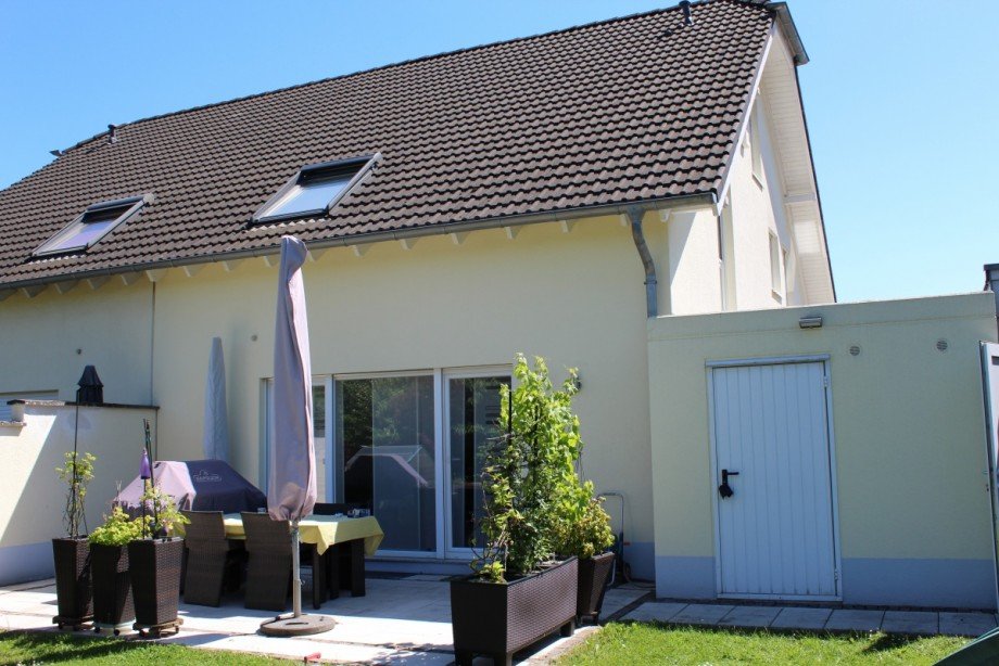 R�ckseite Doppelhaush�lfte Lohmar