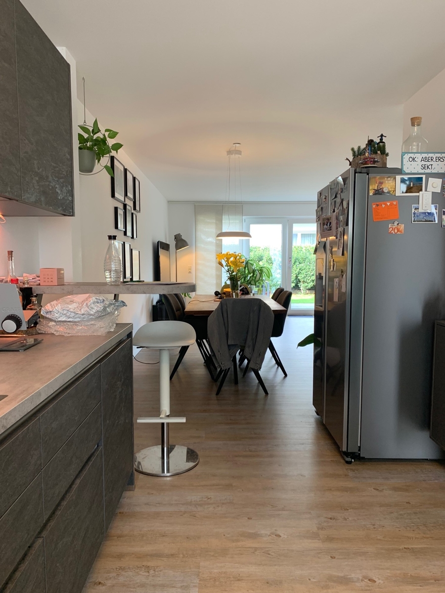 Ansicht Einbauk�che Reihenendhaus Niederkassel