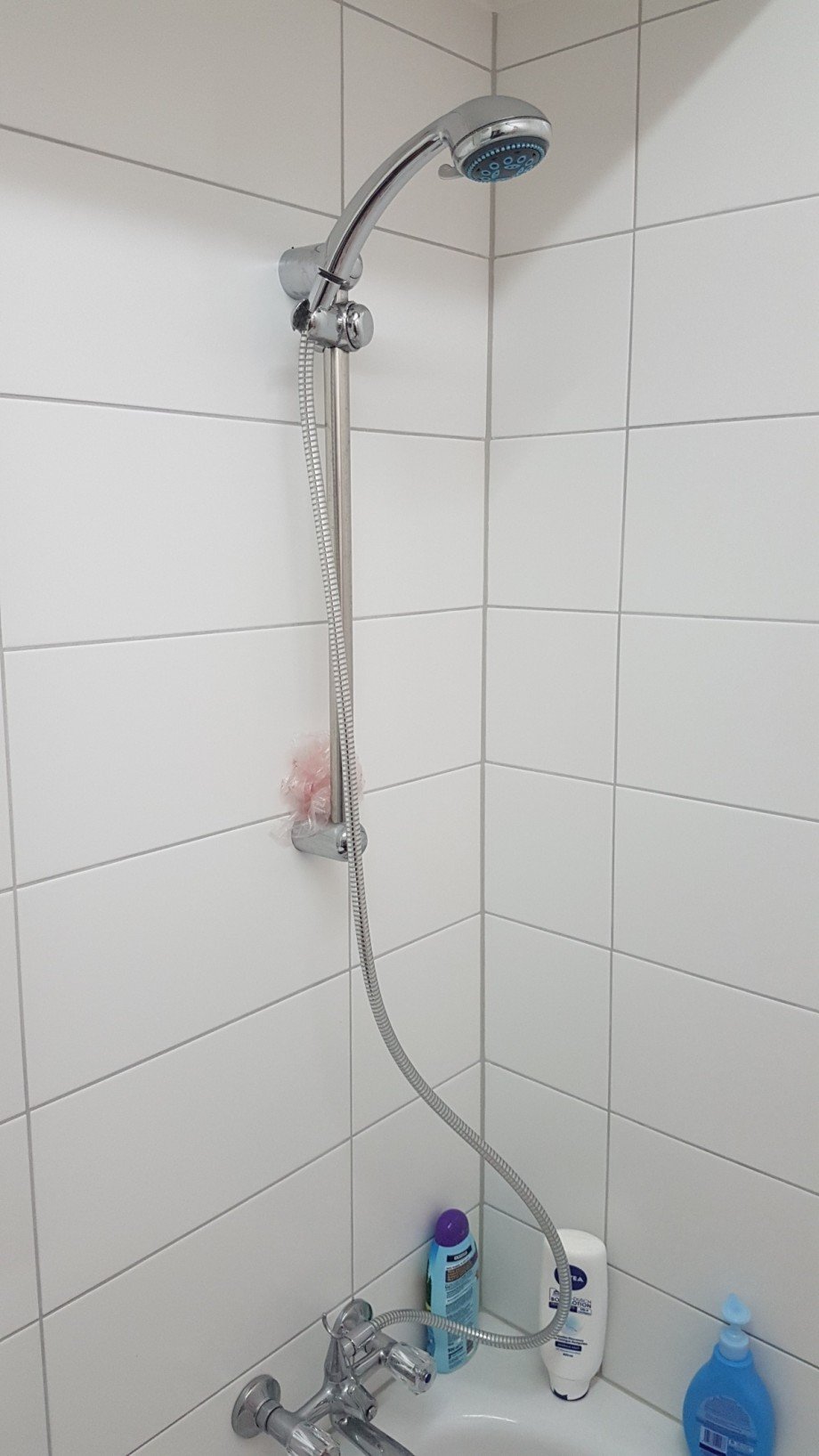 Ansicht Badezimmer Etagenwohnung Sankt Augustin