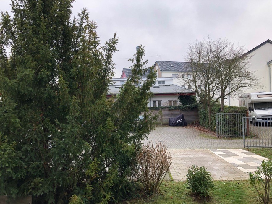 Blick ins Gr�ne Etagenwohnung Sankt Augustin