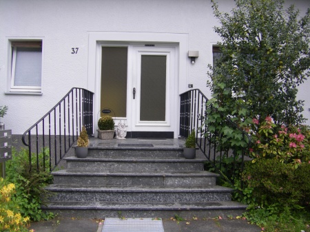 Hauseingang Etagenwohnung Sankt Augustin