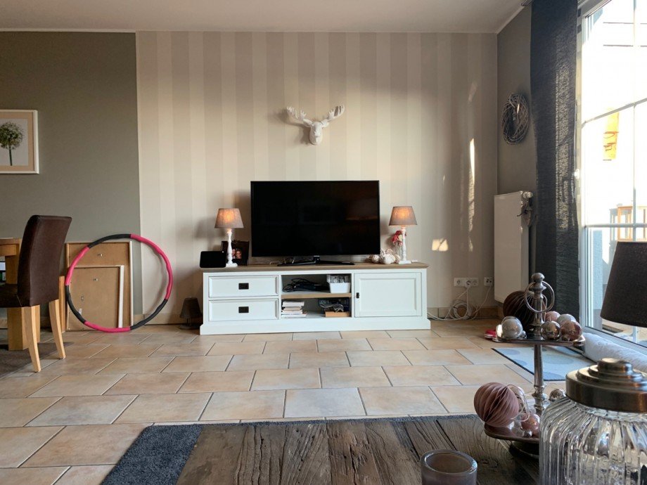 Ansicht Wohn,- Esszimmer Doppelhaush�lfte Niederkassel