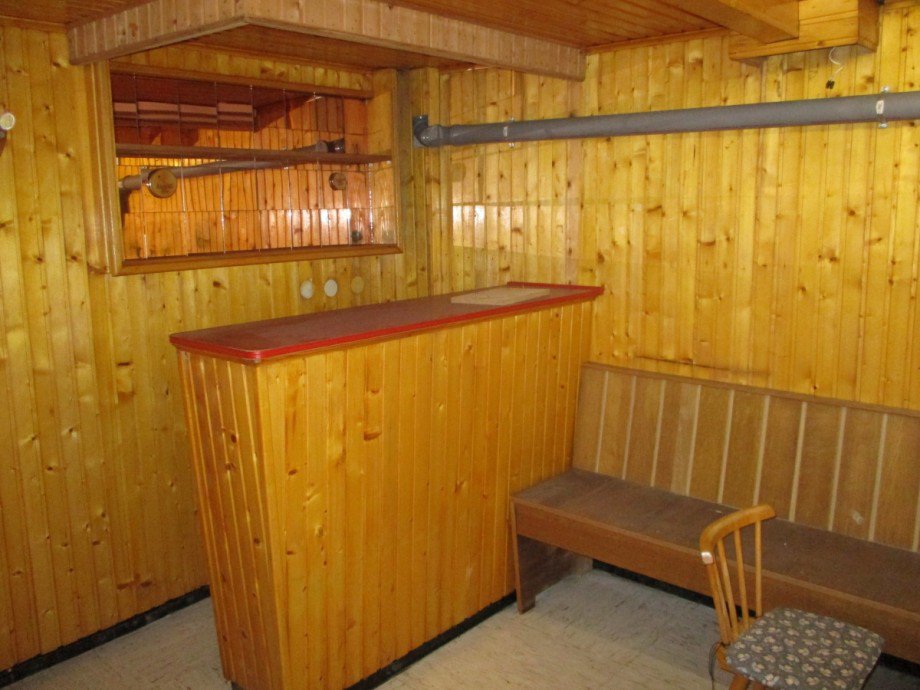 Kellerbar Doppelhaush�lfte Sankt Augustin