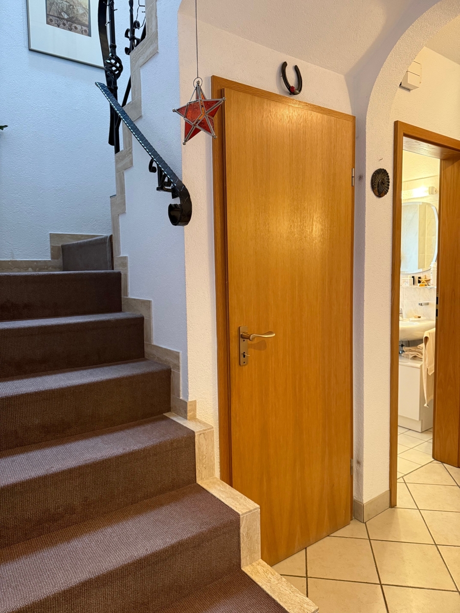 Treppe ins OG Einfamilienhaus Sankt Augustin