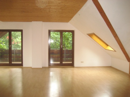 Ansicht 1 helles gro�es Wohn,- Esszimmer Dachgeschosswohnung K�nigswinter