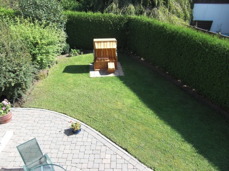 Blick vom Kinderzimmer in den Garten Doppelhaush�lfte Hennef