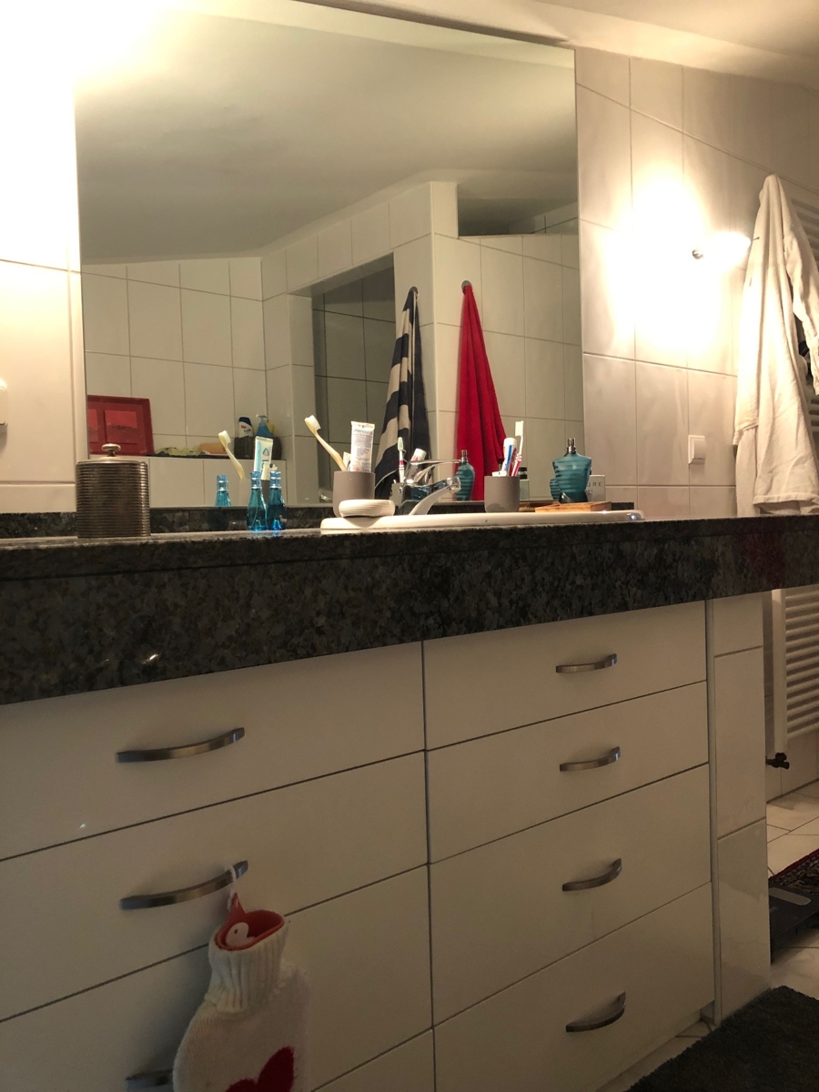 Ansicht Badezimmer Etagenwohnung Bonn