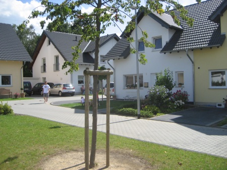 Wendekreis mit Hausansichten Doppelhaush�lfte Sankt Augustin