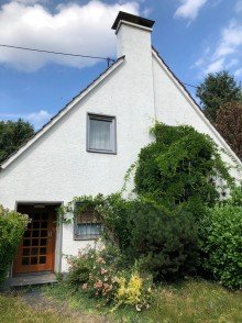 Hausansicht BONN HOLZLAR freist. Einfamilienhaus ca. 170 m� Wfl., 5-6 Zimmer, Vollkeller, Garage, ca. 1.200 GrSt