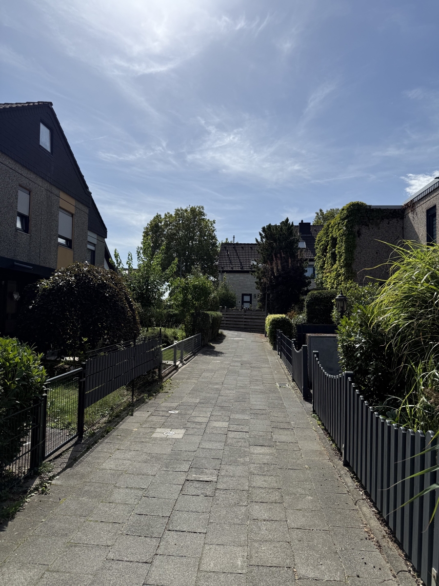 . Reiheneckhaus Sankt Augustin