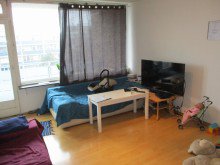 Wohn-/Schlafraum SANKT AUGUSTIN, 1 Zimmer- Appartement im 6.OG, ca. 40 m� Wfl., K�che, Diele, Bad, Balkon, Stellplatz