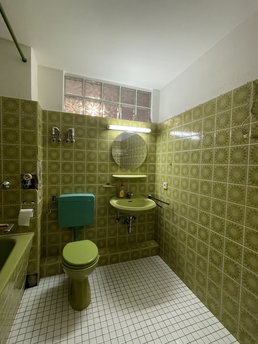 Bad mit Wanne Etagenwohnung Sankt Augustin