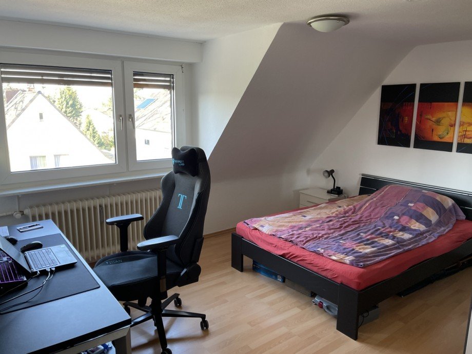 Schlafzimmer Dachgeschosswohnung Sankt Augustin