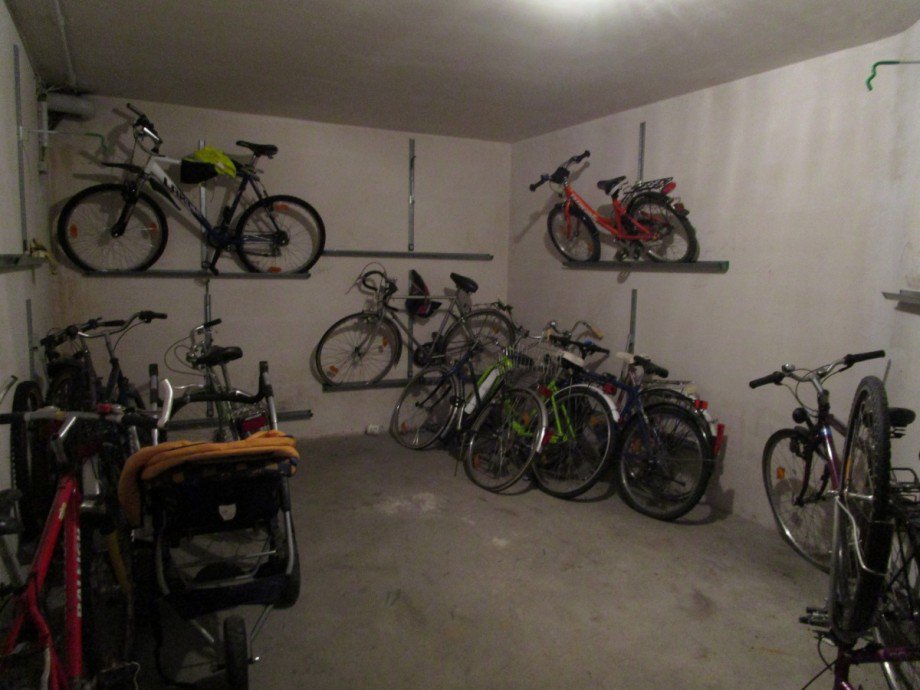 gemeinschaftlicher Fahrradkeller Etagenwohnung Sankt Augustin