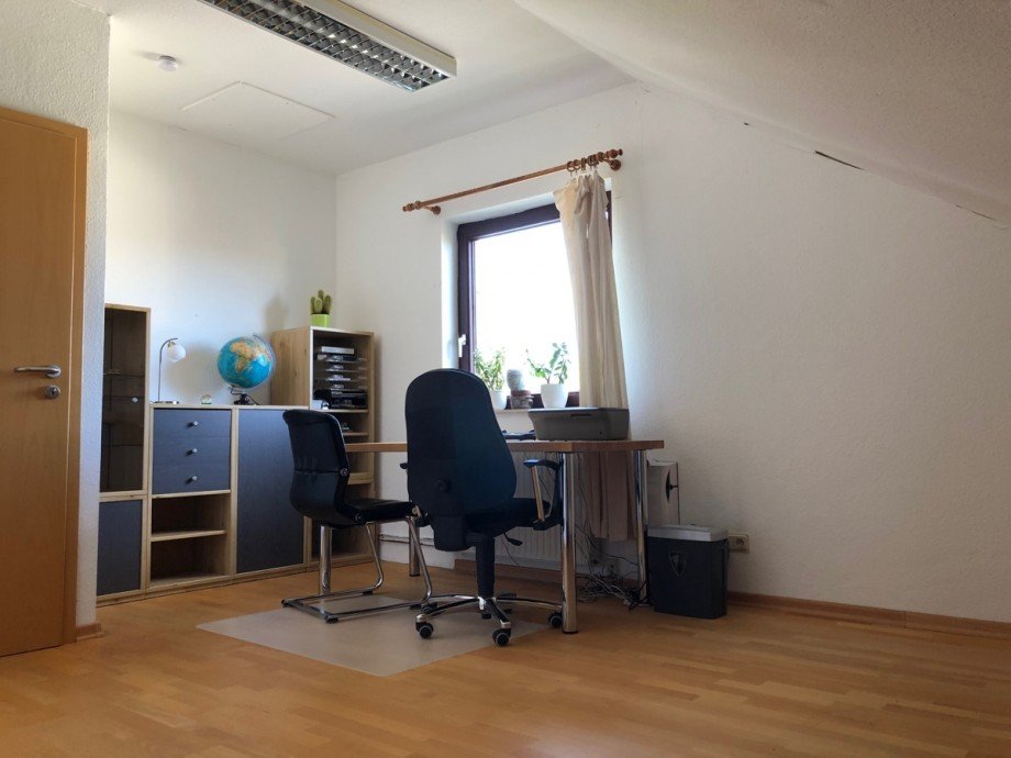 gro�es Kinderzimmer 2 im Dachgeschoss Reihenhaus Sankt Augustin