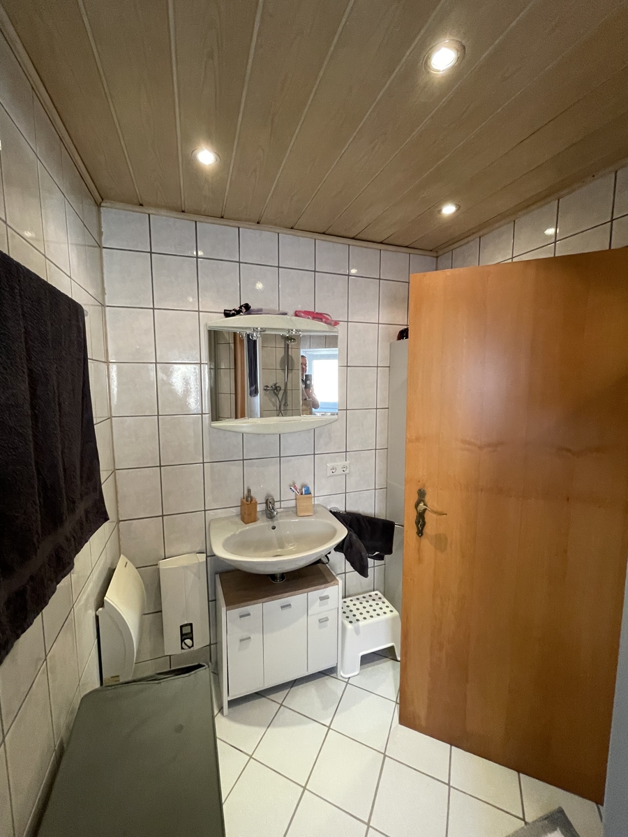 Duschbad EG Mehrfamilienhaus Asbach