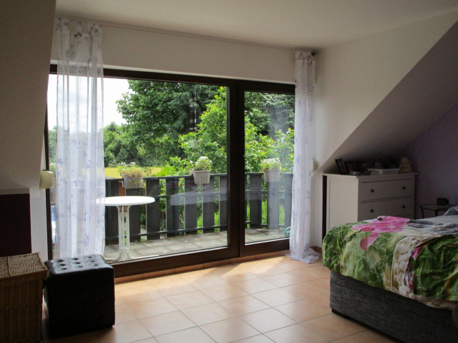 Elternschlafzimmer Doppelhaush�lfte Sankt Augustin