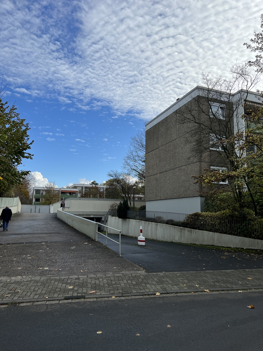Einfahrt Tiefgarage Etagenwohnung Sankt Augustin