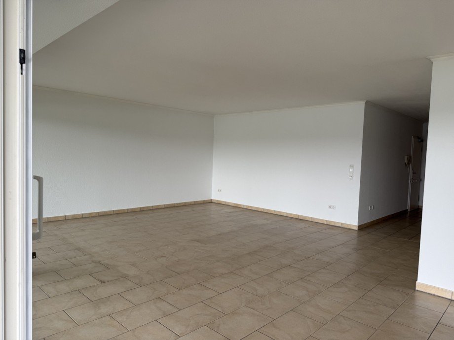 - Etagenwohnung Bonn