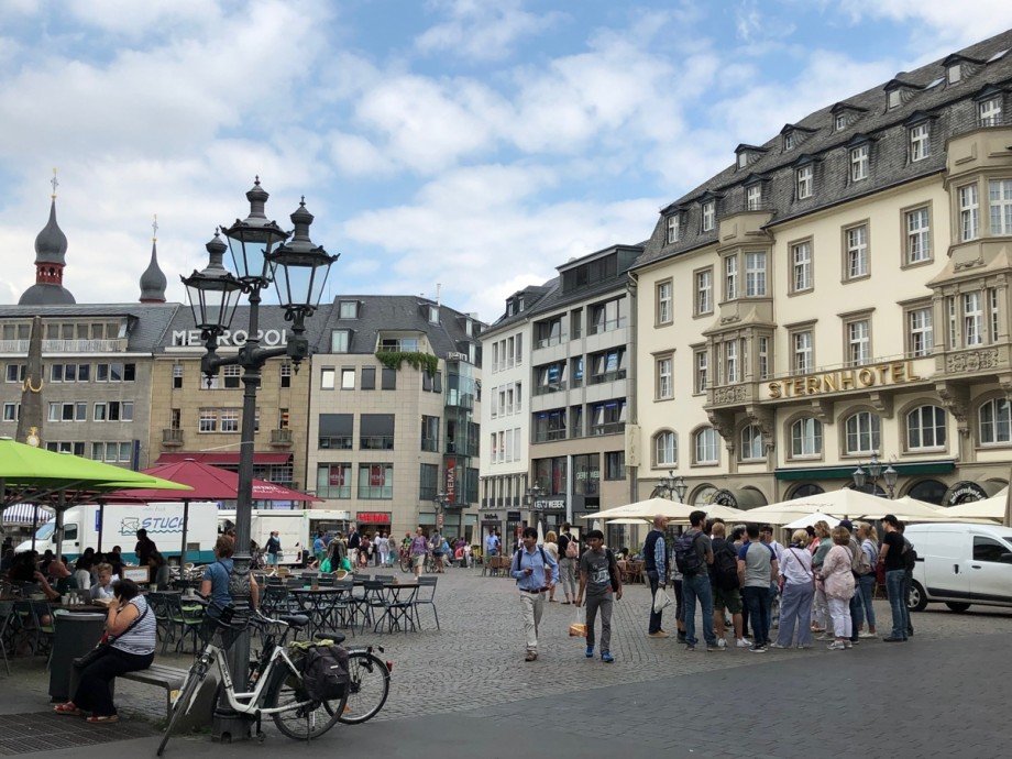 Marktplatz Etagenwohnung Bonn