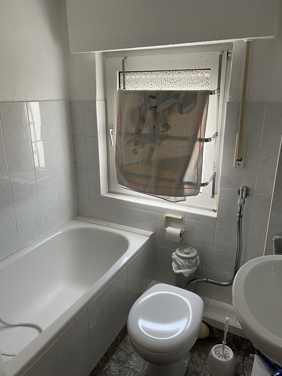 Bad Dachgeschosswohnung Sankt Augustin