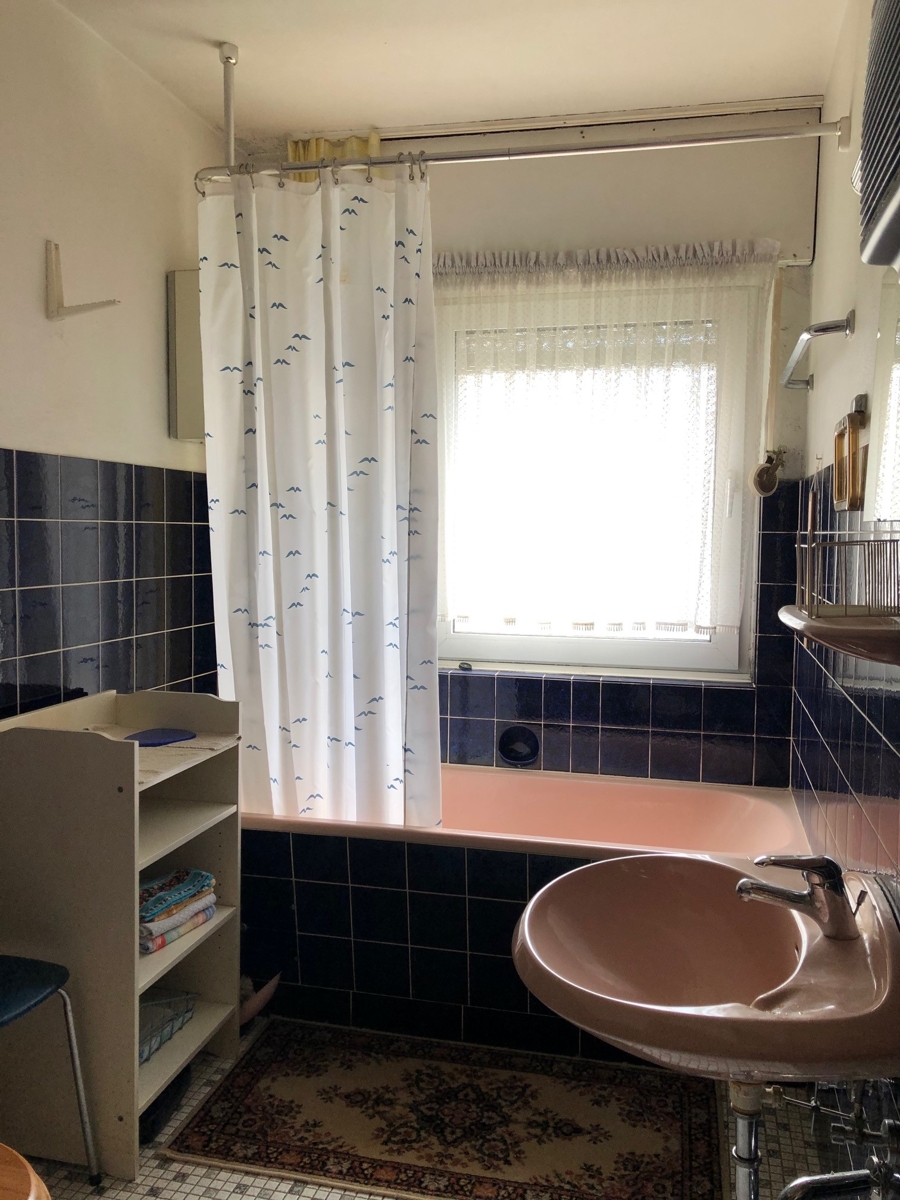 Bad im OG Doppelhaush�lfte Sankt Augustin