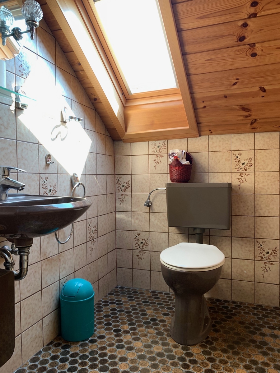 WC im Dachgeschoss Reihenhaus Sankt Augustin