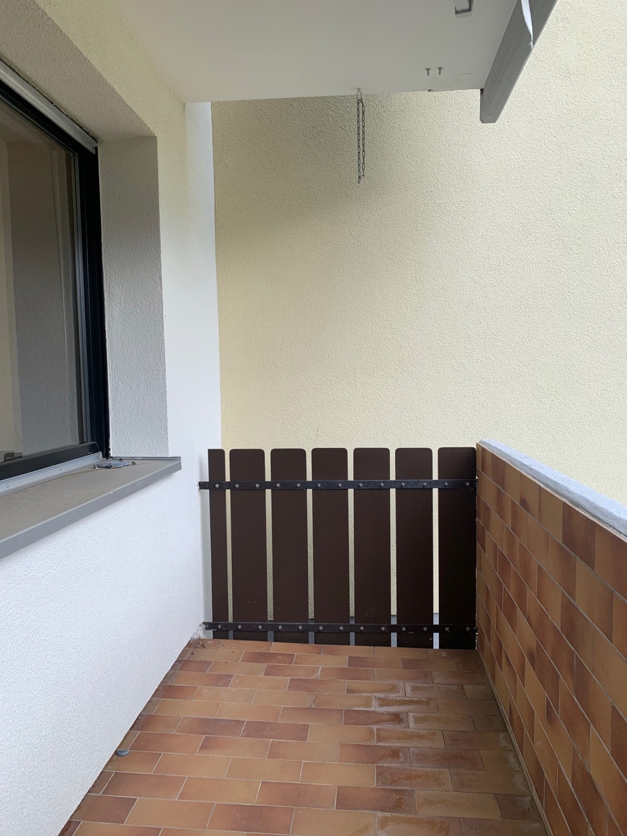 Ansicht �berdachter Balkon Erdgeschosswohnung Sankt Augustin