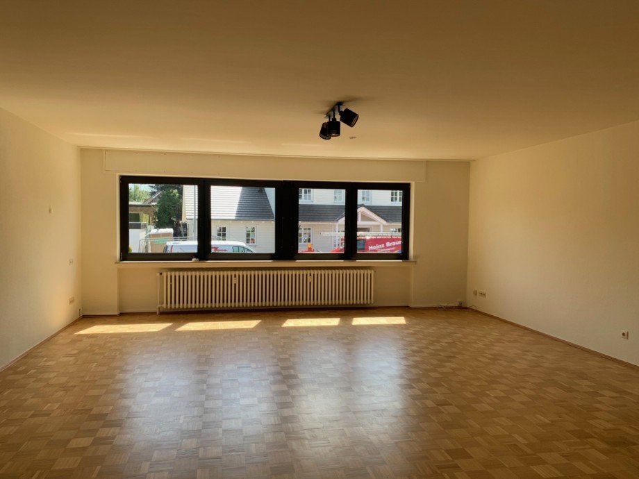 Gro�es Wohnzimmer Erdgeschosswohnung Sankt Augustin